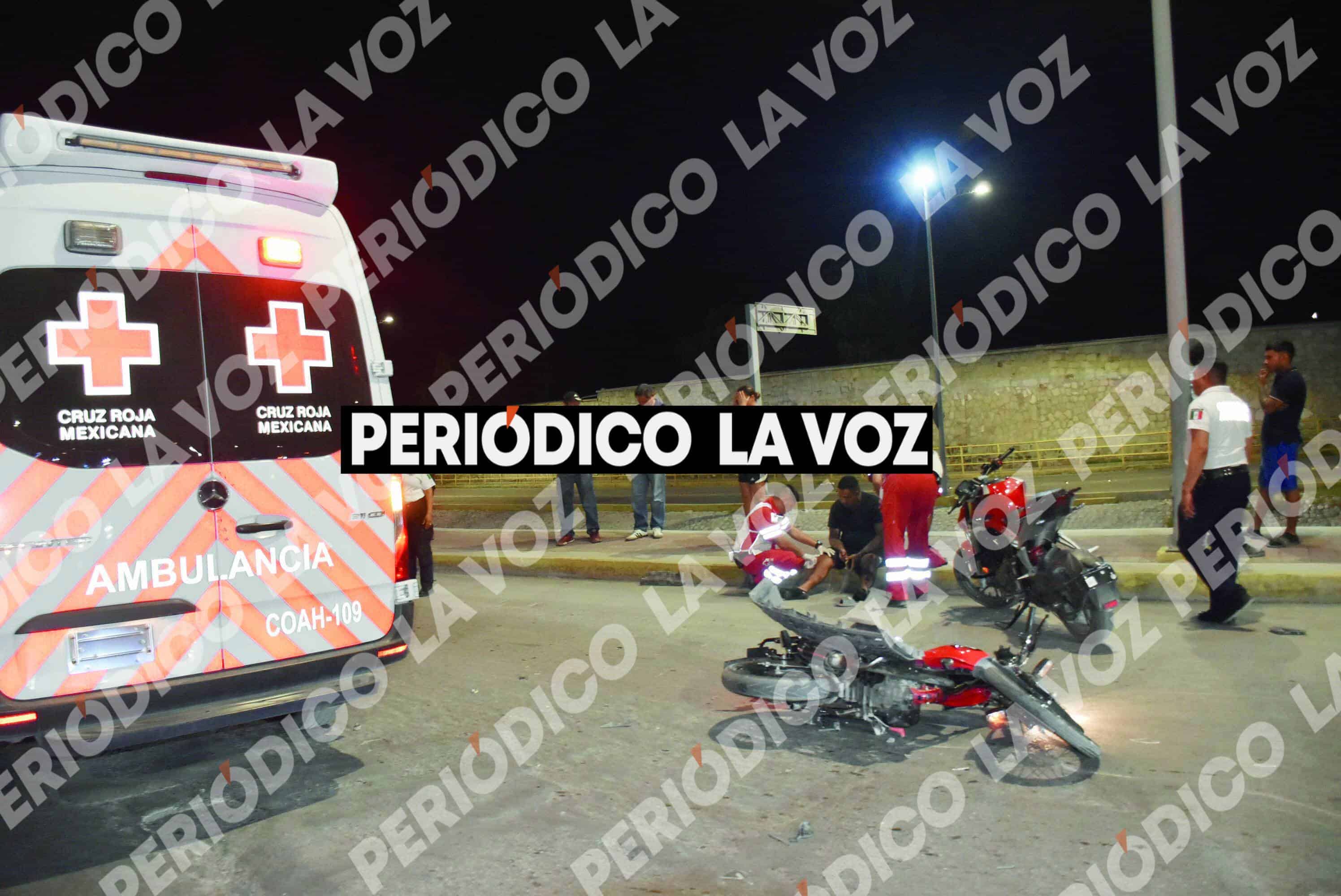 Falla mec&aacute;nica causa accidente de motociclista en Monclova