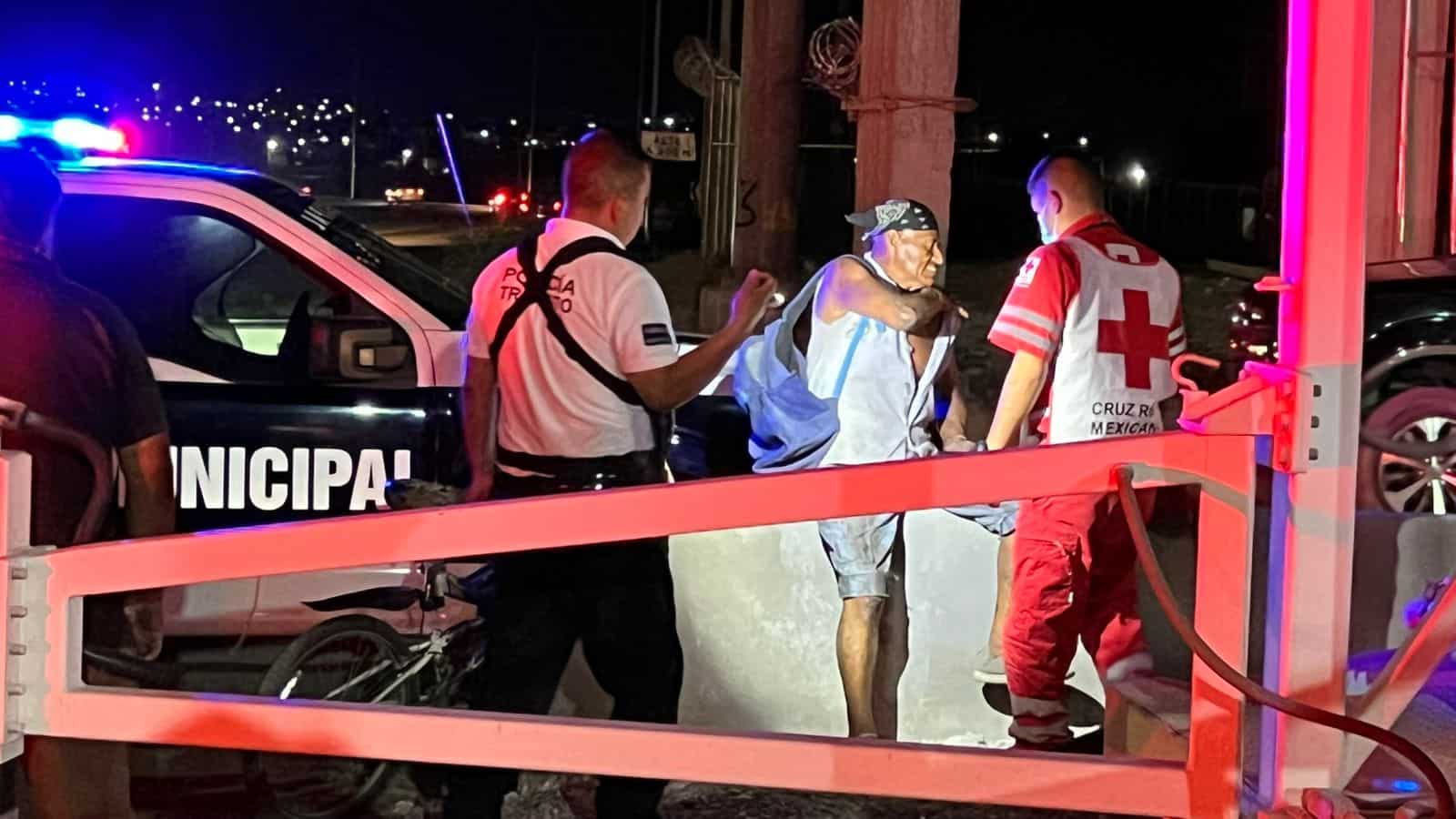 Ciclista es atropellado en Monclova y el veh&iacute;culo huye