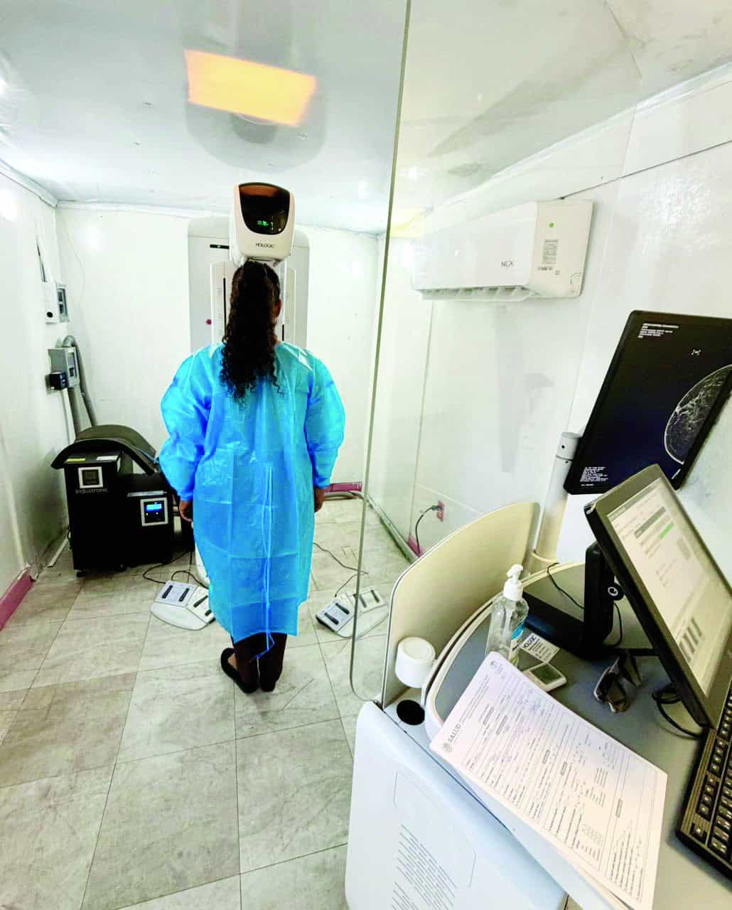 Brigadas m&eacute;dicas gratuitas en Sabinas: prevenci&oacute;n del c&aacute;ncer de mama