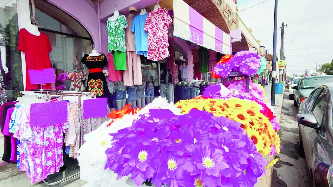 Guillermo Lazar&iacute;n destaca el impulso al comercio en Sabinas por celebraciones de mayo