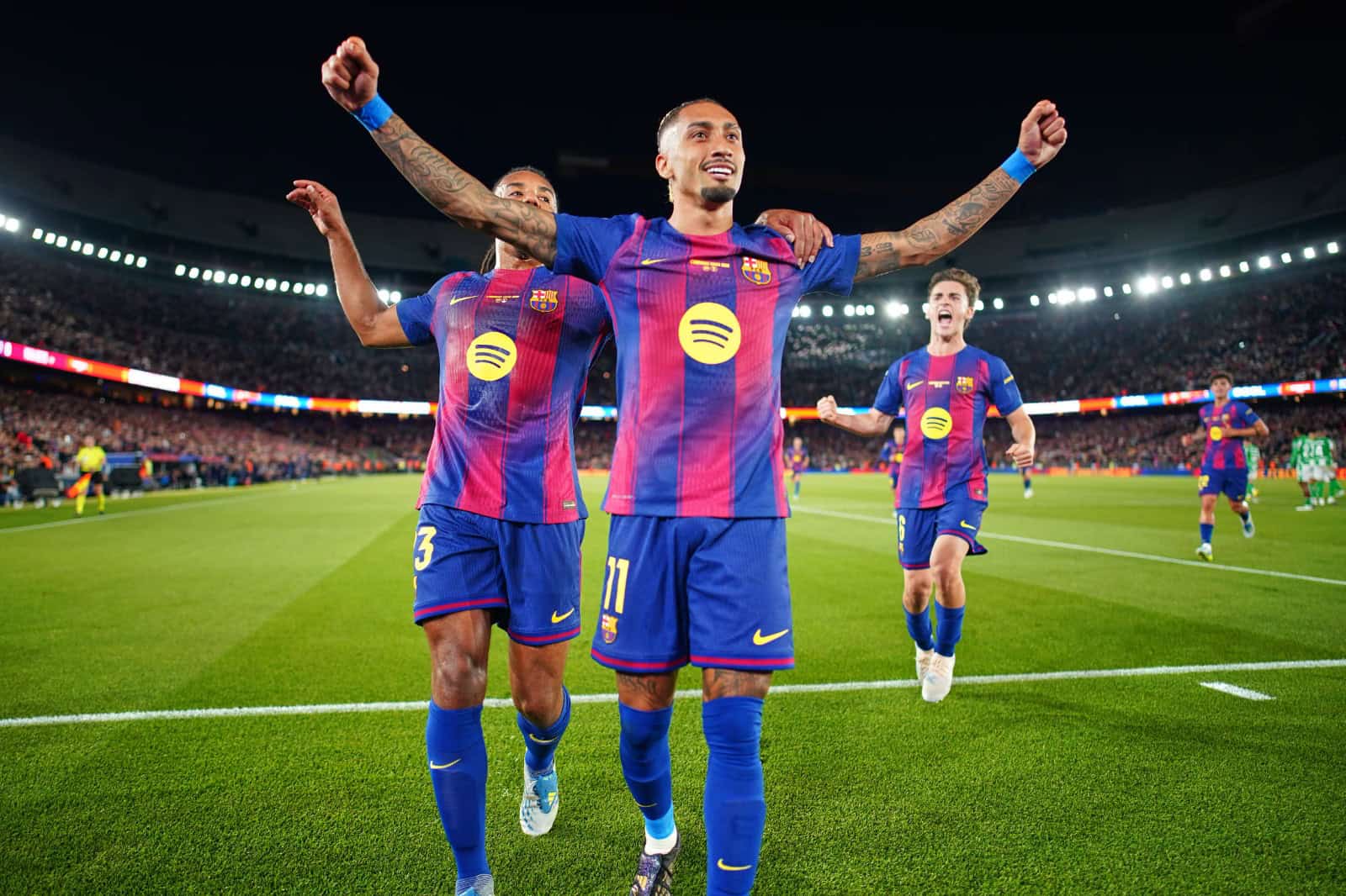 &iquest;El Bar&ccedil;a ya aburre? Barcelona aplasta al Betis y deja una pregunta inc&oacute;moda: &iquest;LaLiga perdi&oacute; emoci&oacute;n?