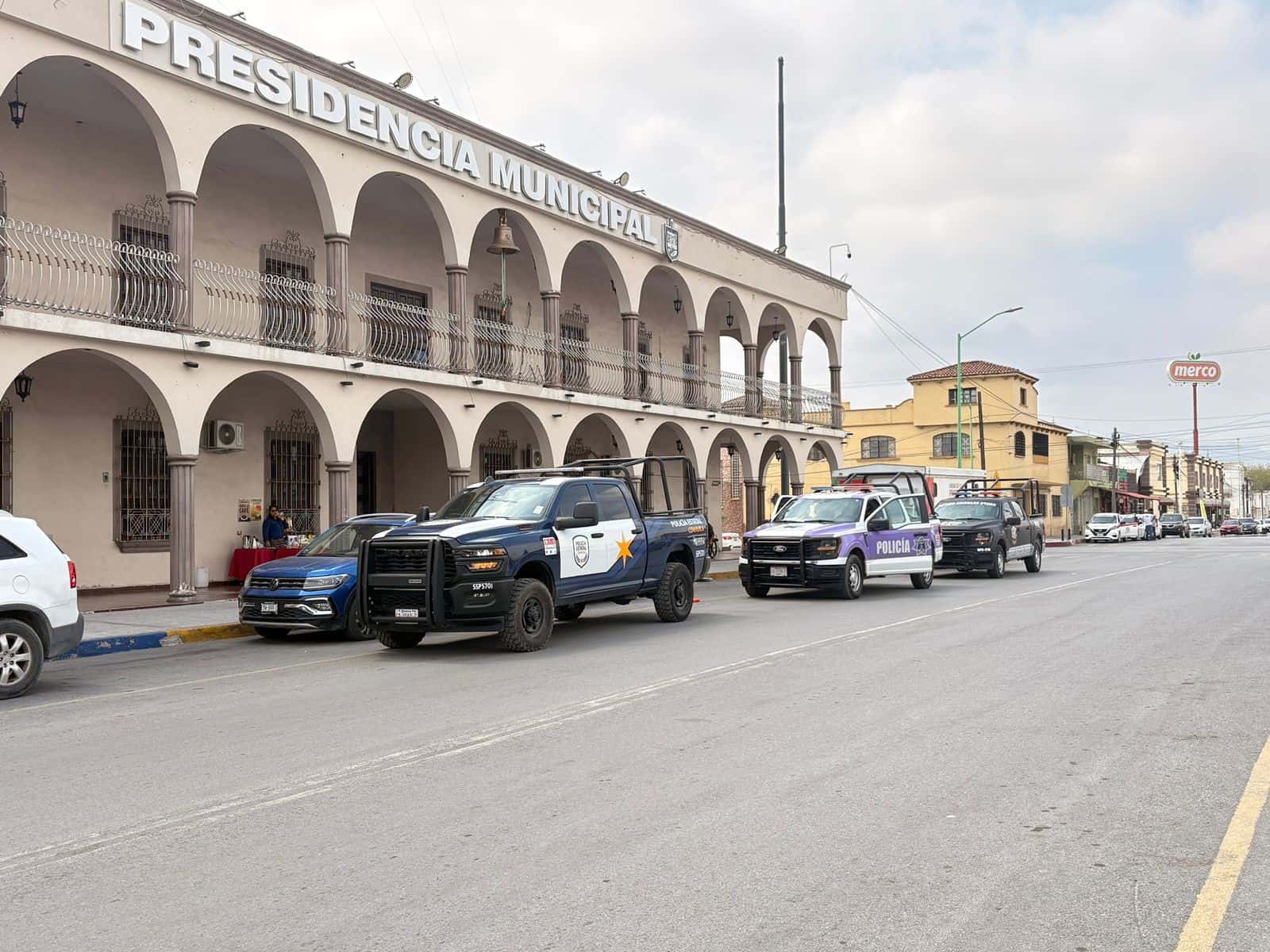 Gabriel V&aacute;zquez reporta detenciones de menores ebrios en Frontera