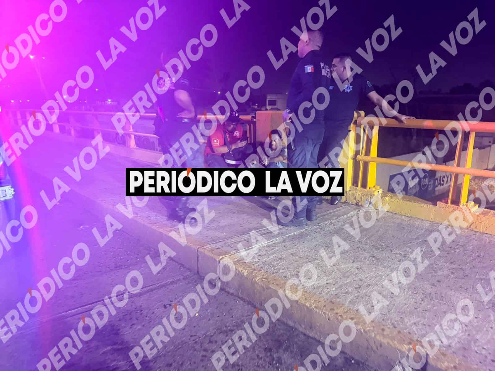 Monclova: rescatan a hombre en puente Cali Canto