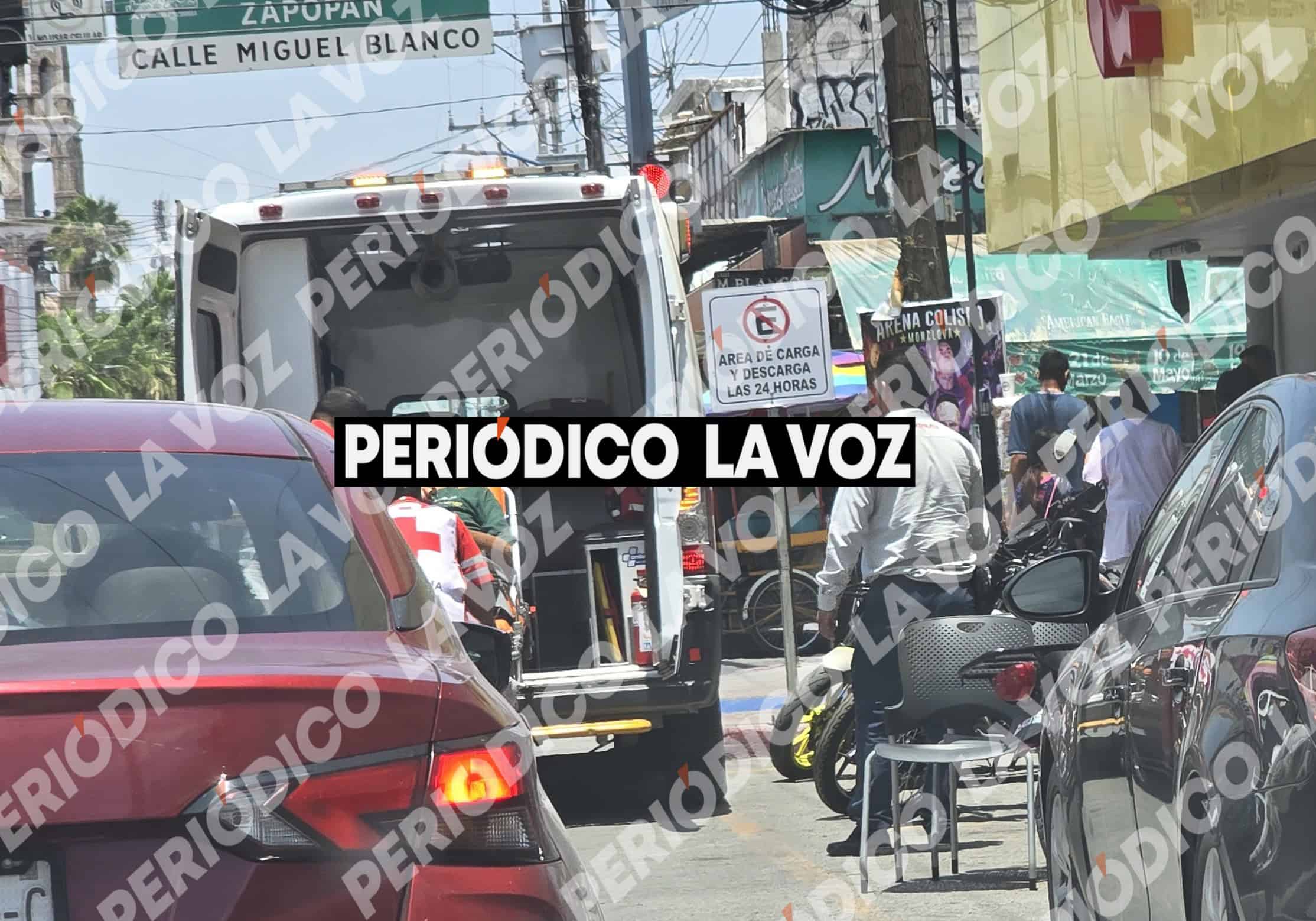 Cruz Roja atiende a adulto mayor desvanecido en Monclova
