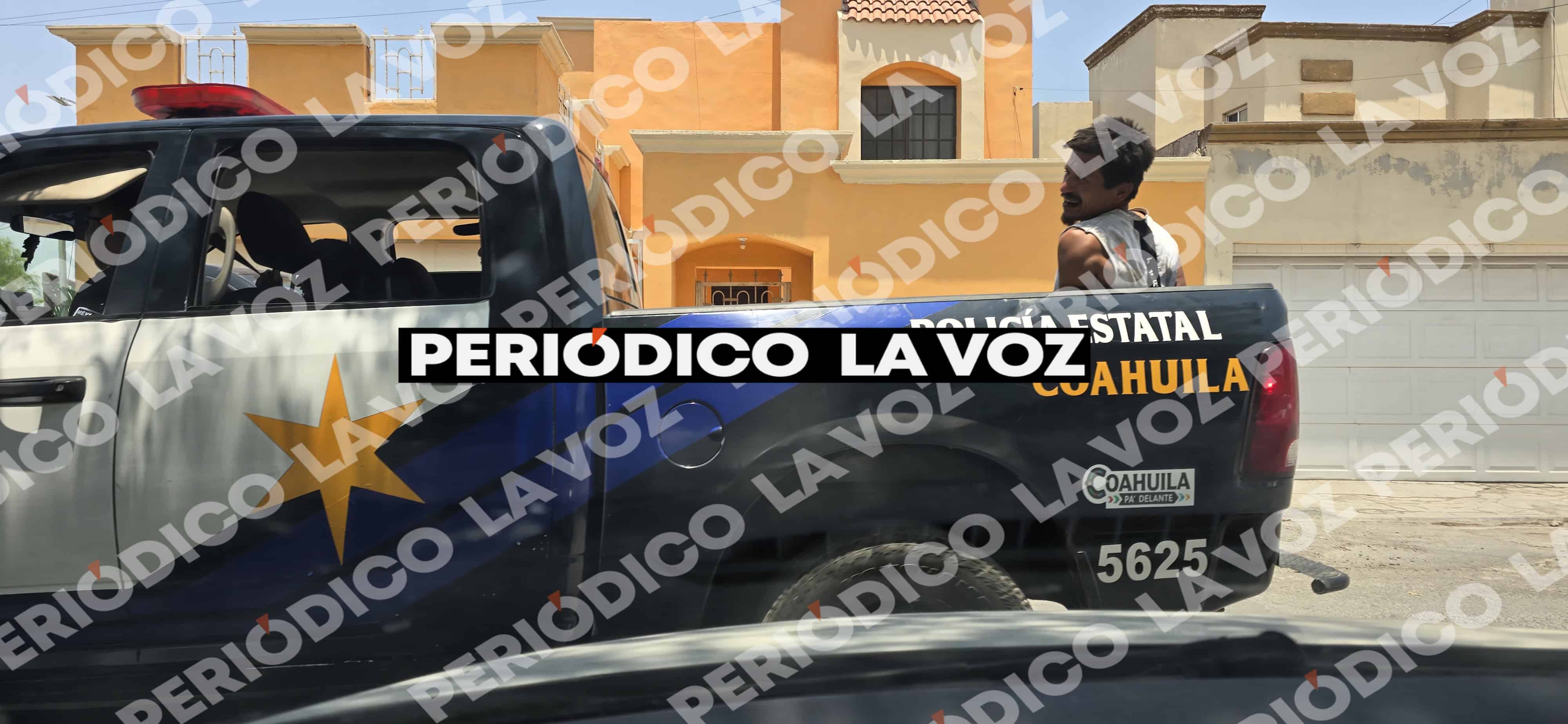 Hombre causa molestias y es detenido en Monclova
