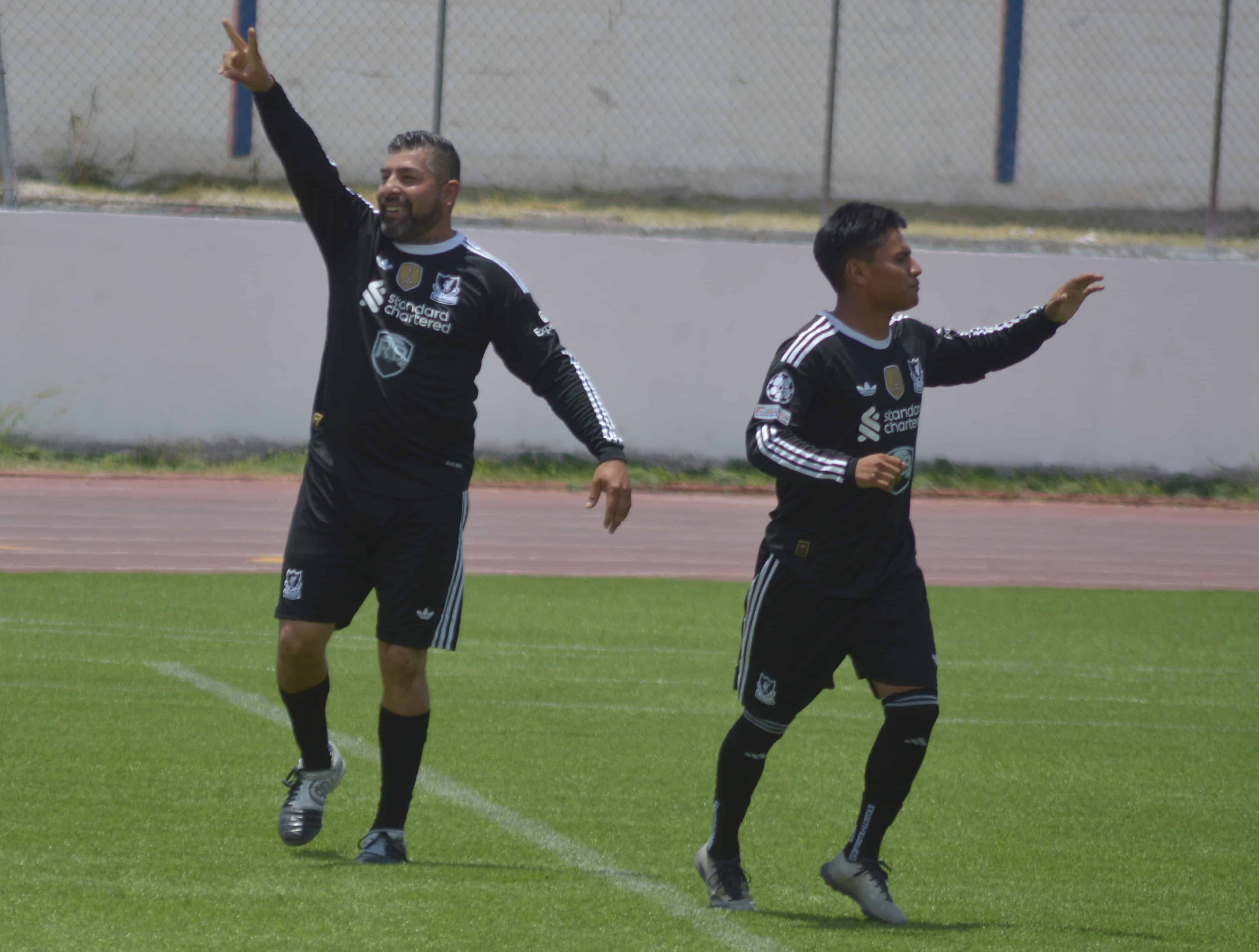 RB Insupla se corona campe&oacute;n de Liga Municipal F&uacute;tbol tras vencer a Los Dos Amigos