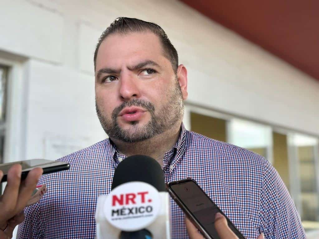 Suspensi&oacute;n de clases: Abraham Segundo Gonz&aacute;lez advierte sobre calor extremo en Coahuila