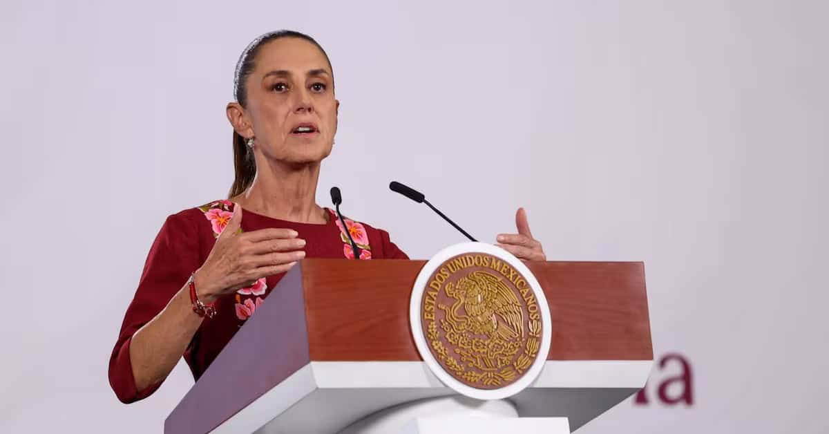 Claudia Sheinbaum revela que conduce un Chevrolet Aveo en M&eacute;xico