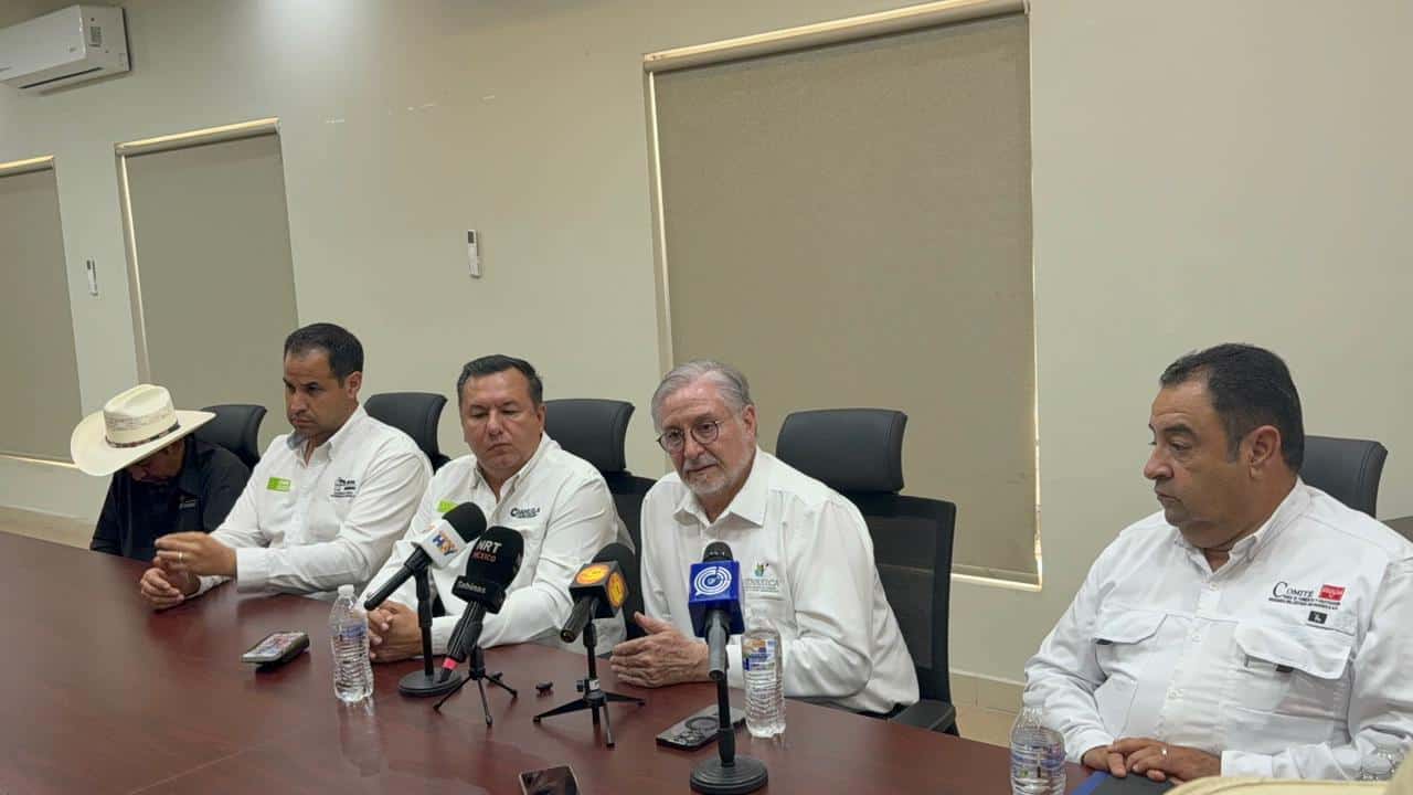 SENASICA iniciar&aacute; liberaci&oacute;n de moscas est&eacute;riles contra gusano barrenador en Coahuila