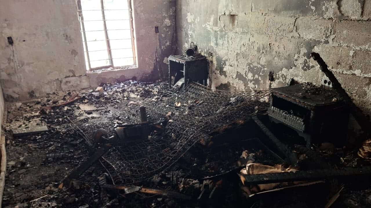 Ayuntamiento de Monclova ayuda a familia afectada por incendio