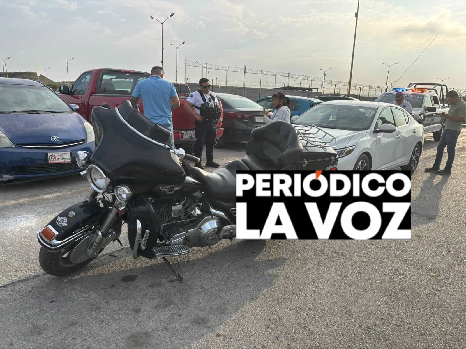 Le pega a Harley frente a Trinity