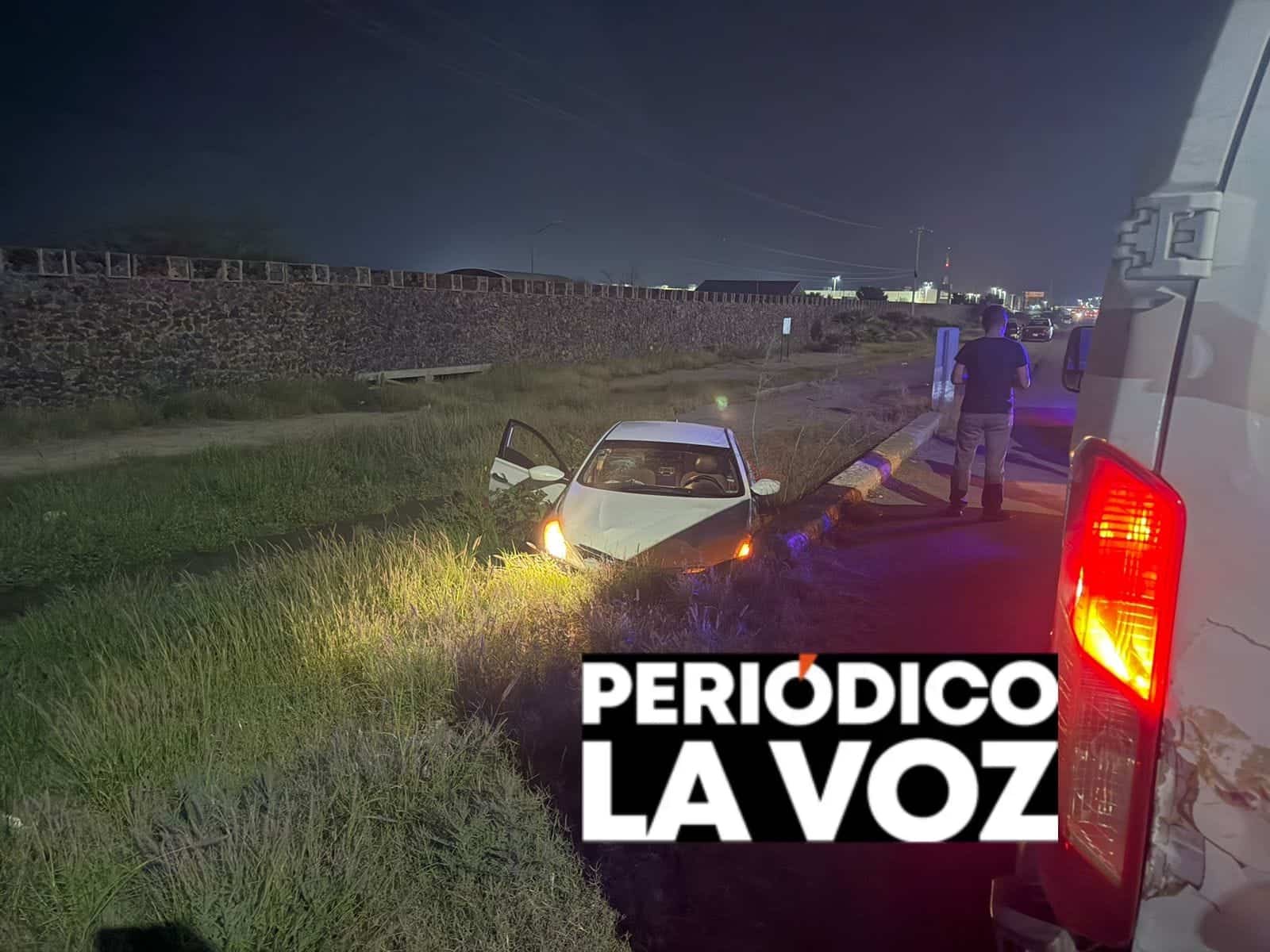 Vuelca al dormitar al volante