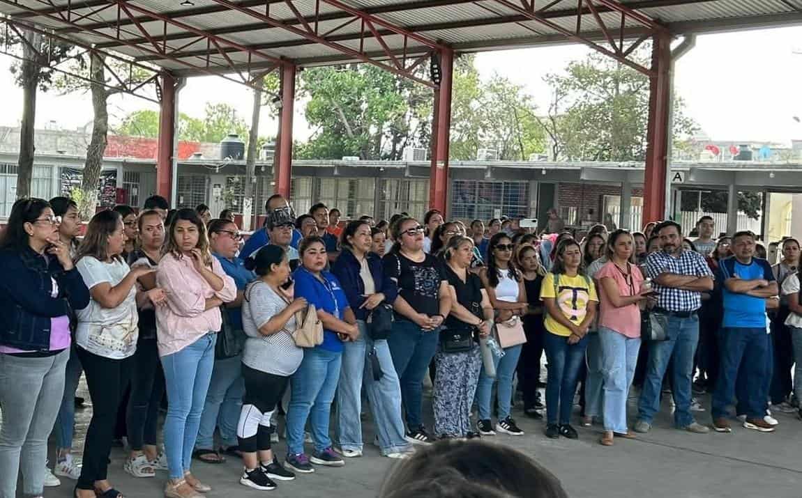 Desaparece encargado de recursos para graduaci&oacute;n en secundaria de Saltillo