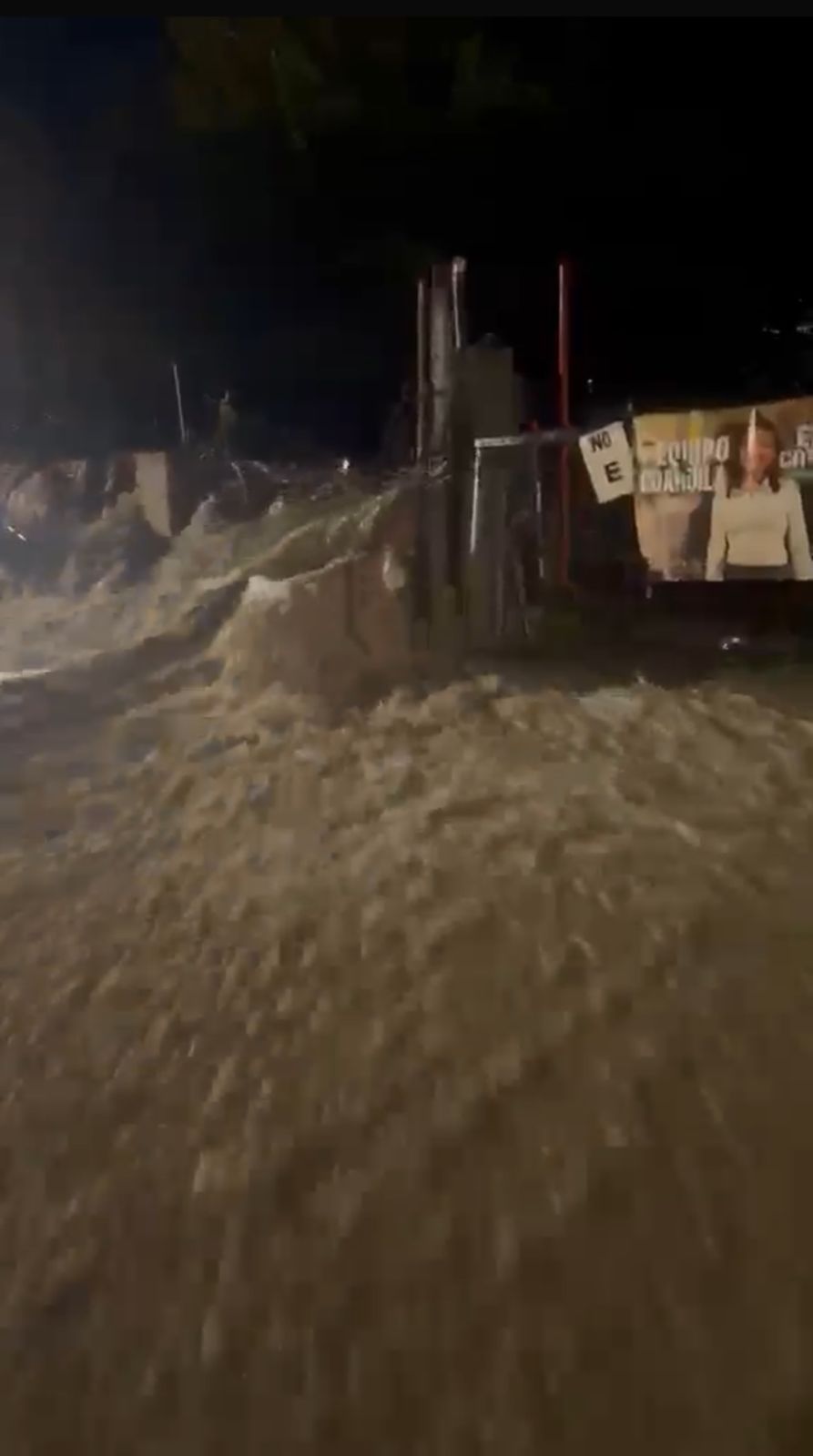Lluvias provocan inundaci&oacute;n y caos