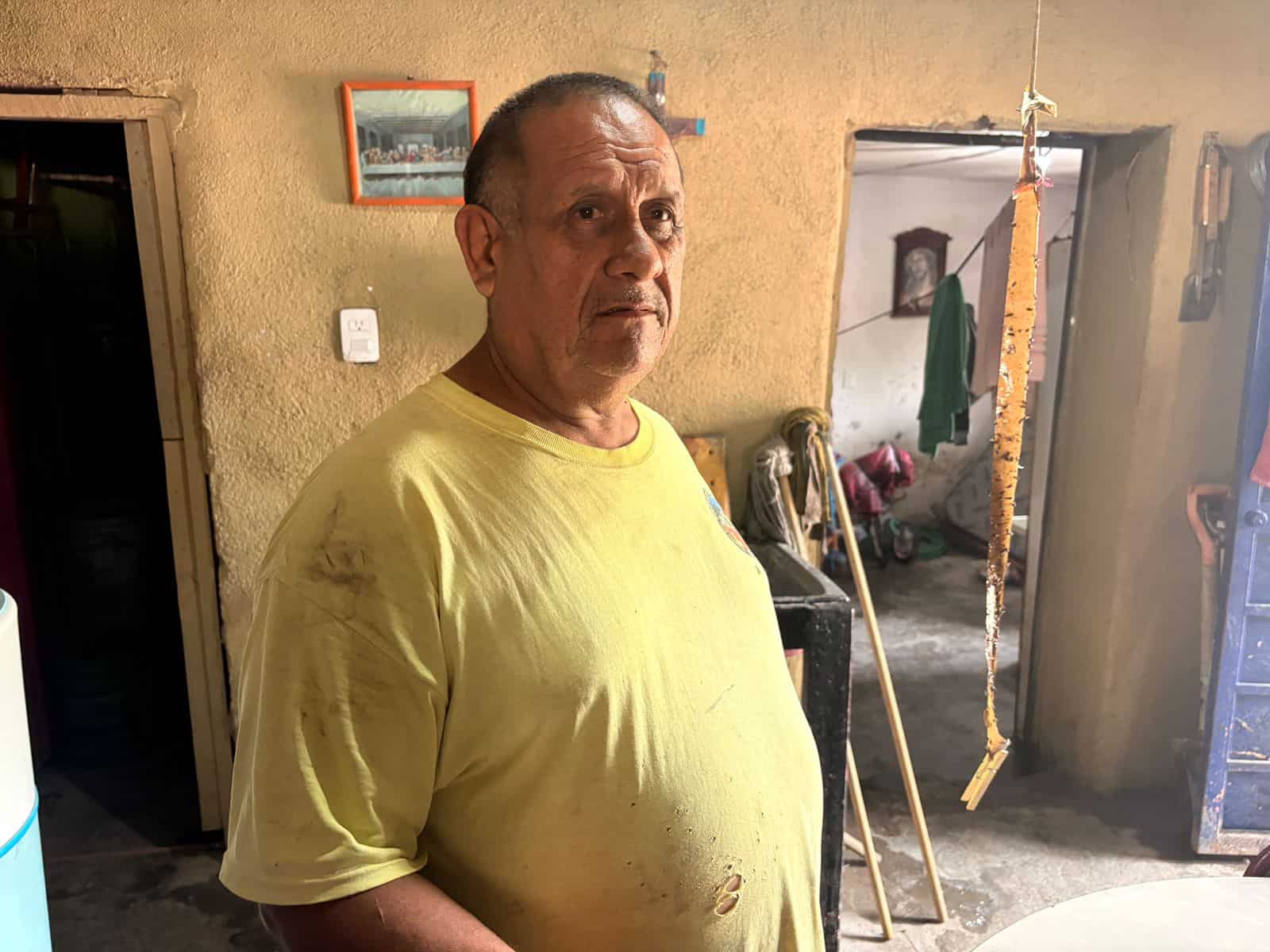 Luciano del Bosque enfrenta problemas por inundaciones en su hogar