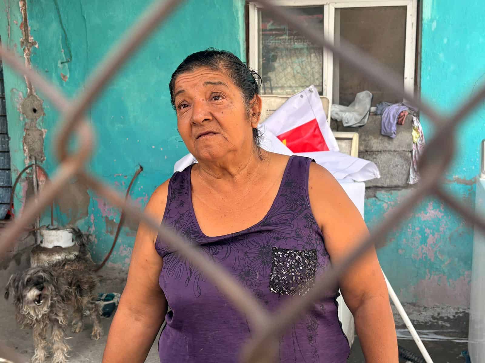 Martina S&aacute;nchez denuncia inundaciones en su hogar de Frontera