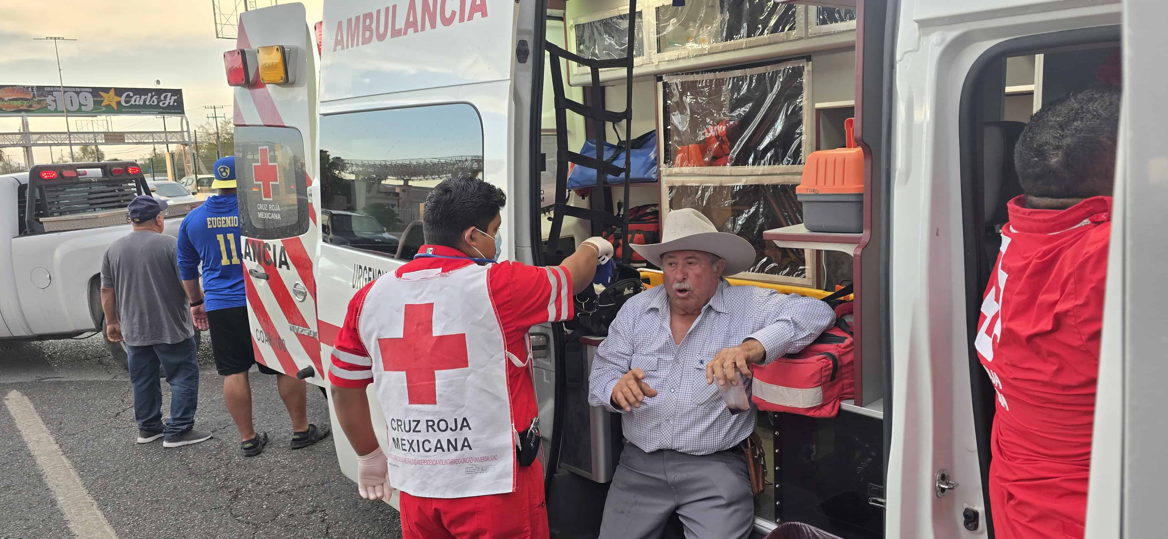 Accidente vial deja lesionado a adulto mayor en Monclova