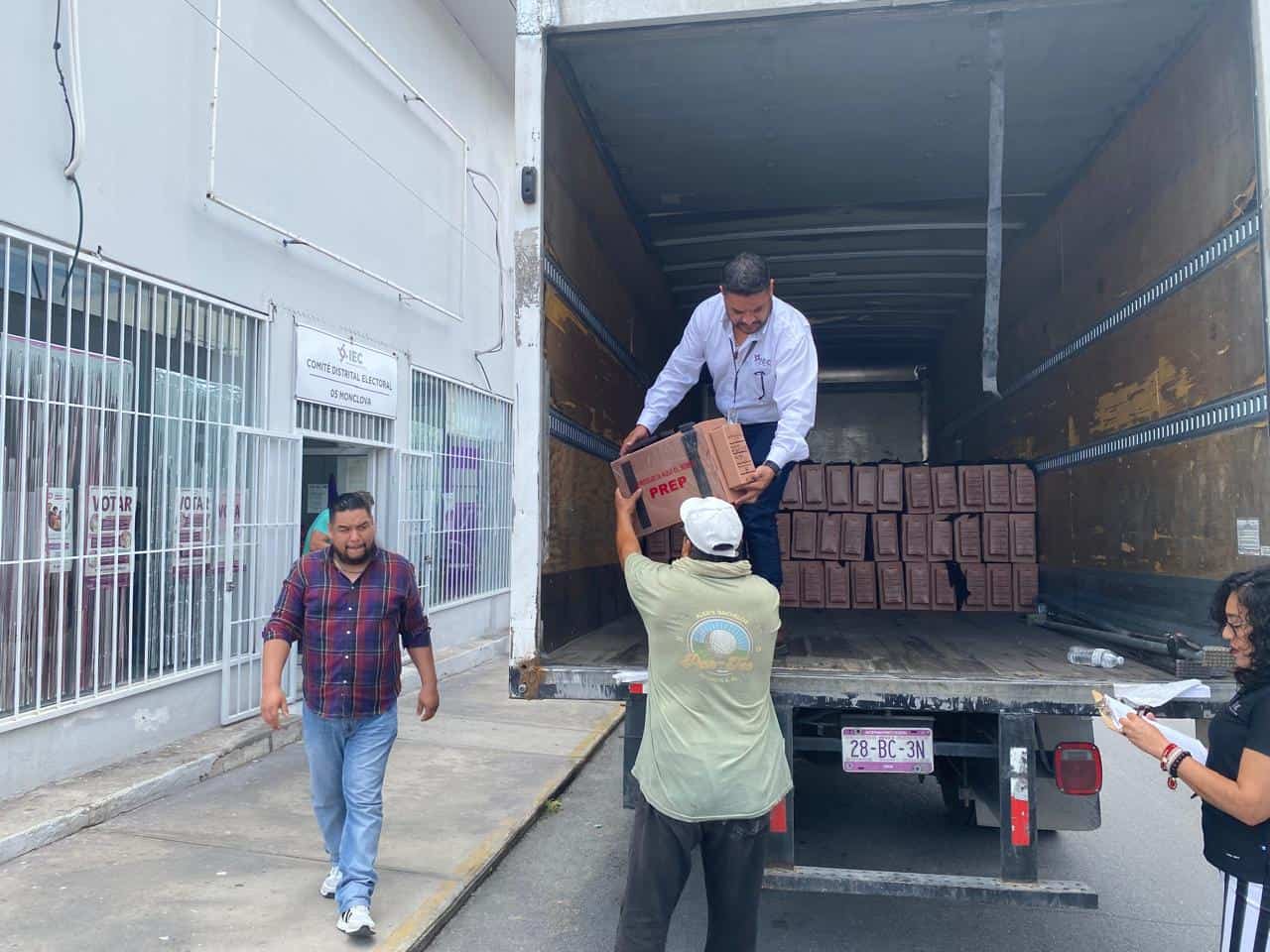 Monclova recibe paquetes electorales para las elecciones del 7 de junio