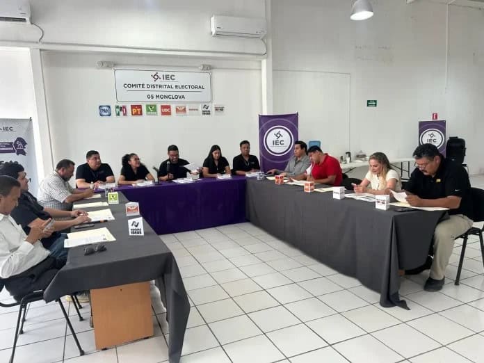 H&eacute;ctor Garza pide debate en Monclova: IEC lo niega