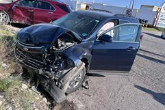 Choque entre dos camionetas moviliza a cuerpos de rescate en Ciudad Acuña