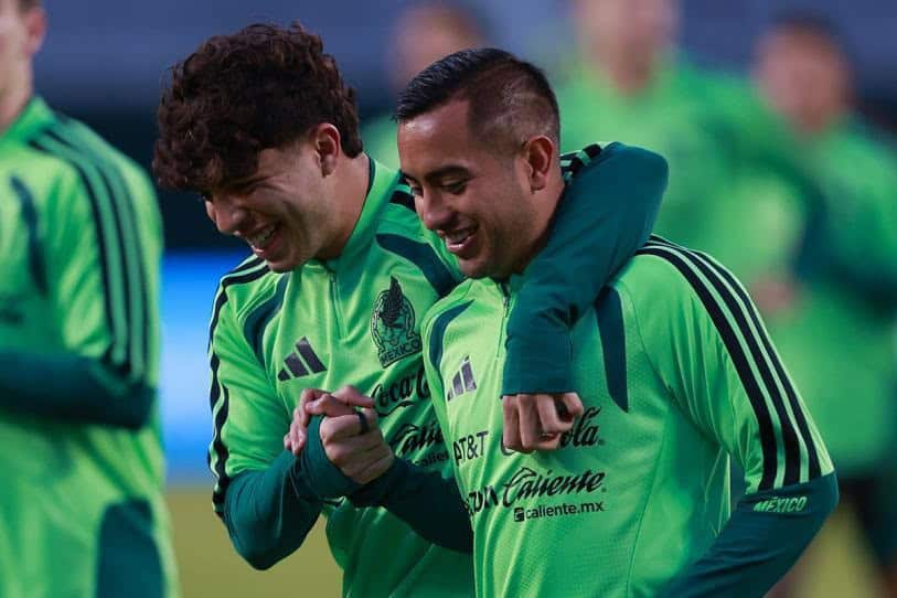 Chivas busca a Denzell Garc&iacute;a del Am&eacute;rica para Apertura 2026