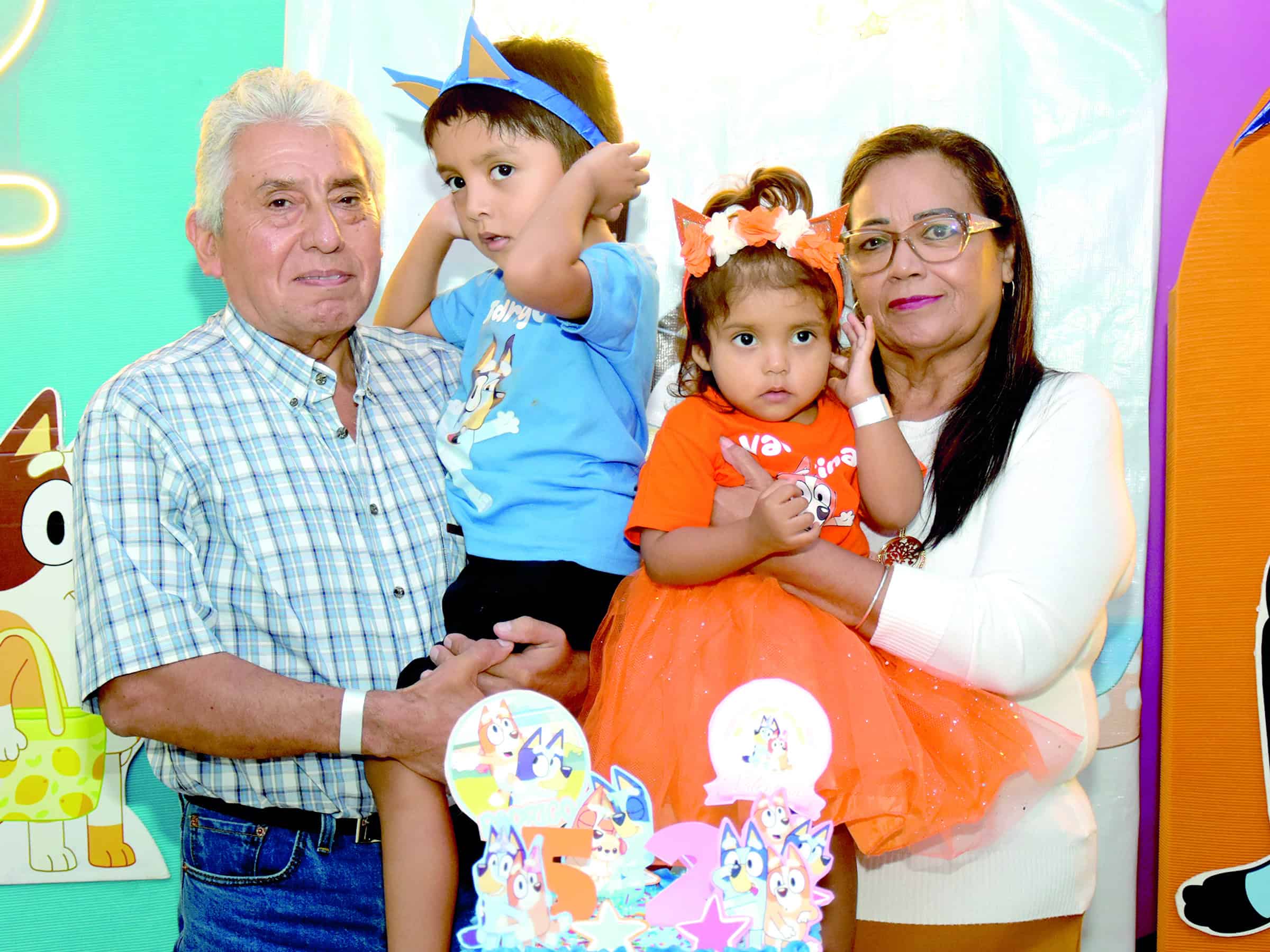 Fiesta tem&aacute;tica de Bluey para Valentina y Rodrigo Saghun