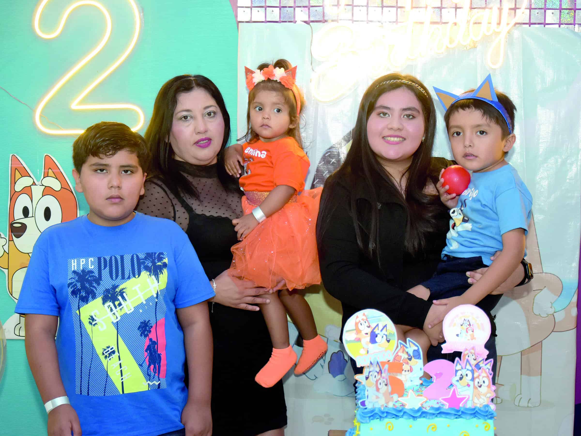 Fiesta tem&aacute;tica de Bluey para Valentina y Rodrigo Saghun