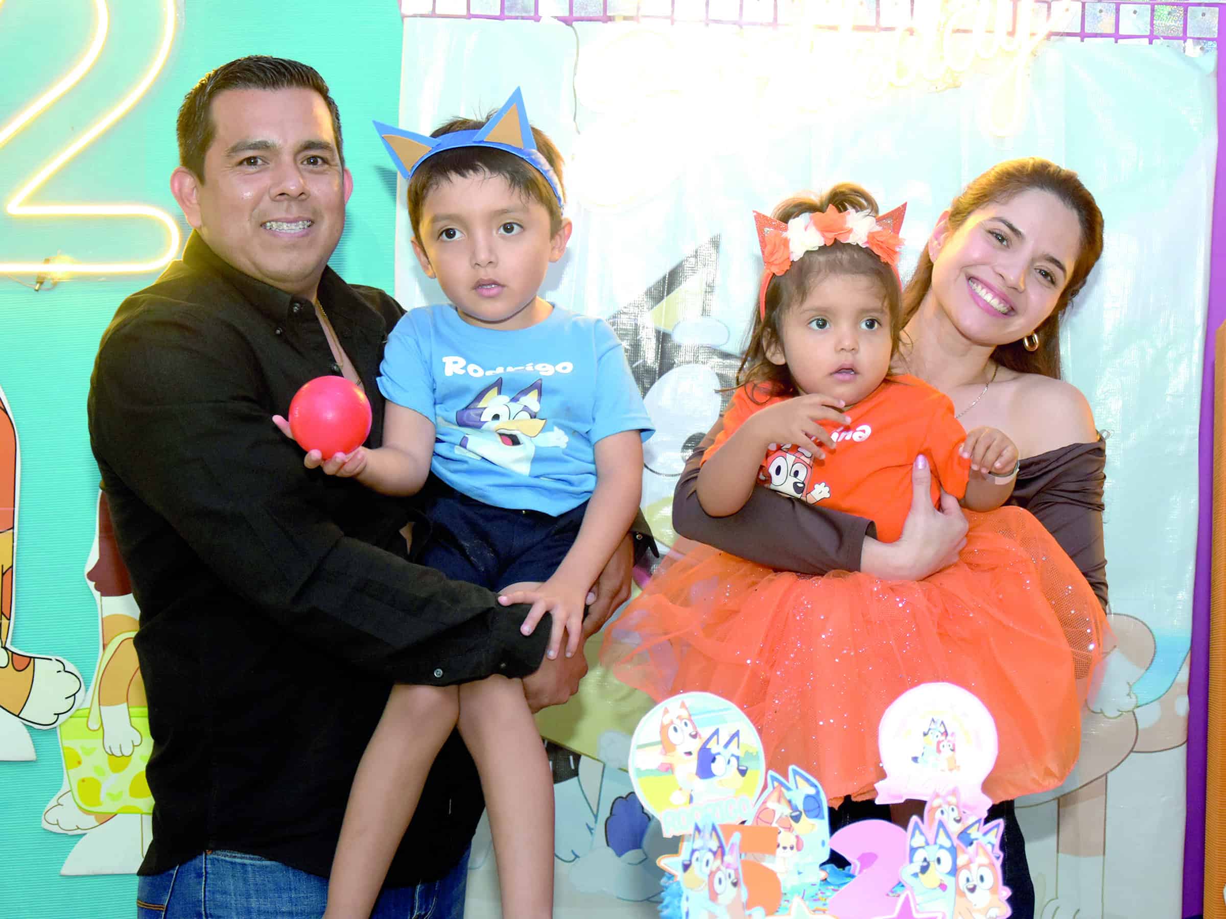 Fiesta tem&aacute;tica de Bluey para Valentina y Rodrigo Saghun