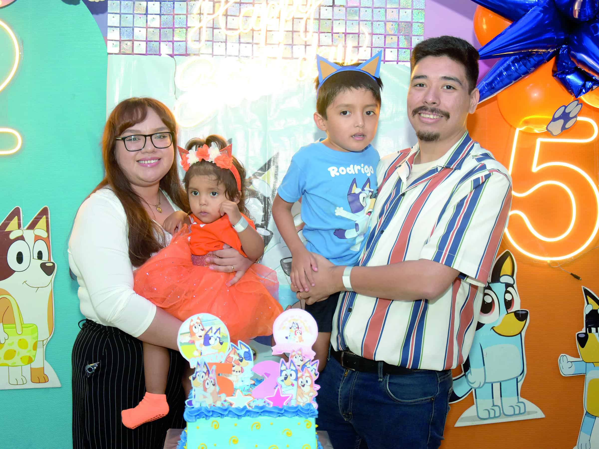 Fiesta tem&aacute;tica de Bluey para Valentina y Rodrigo Saghun