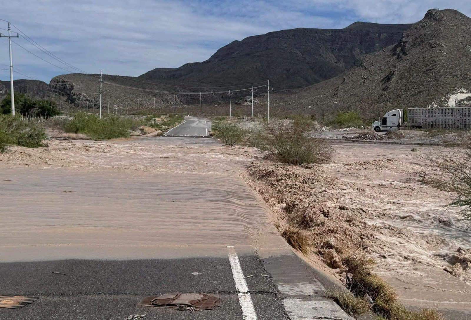 Lluvias intensas causan afectaciones en Cuatro Ci&eacute;negas