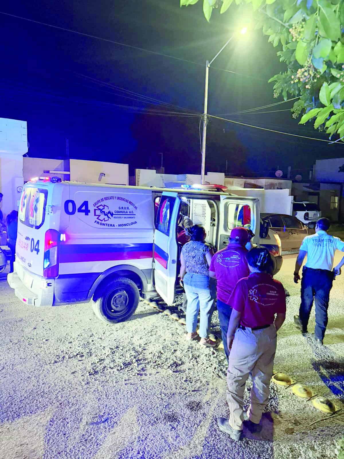 Motociclista Juan Mireles se accidenta en Monclova: lesiones menores
