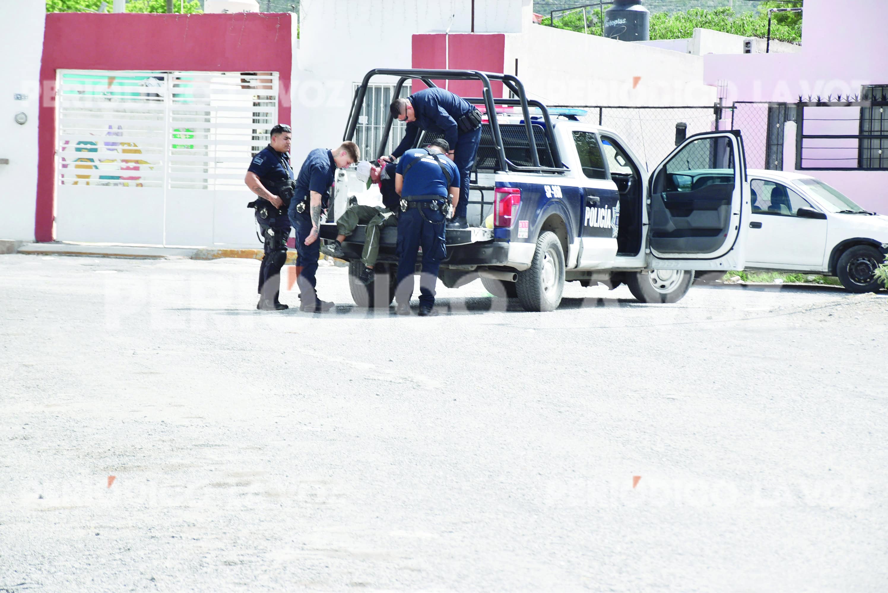 Detienen a dos sujetos en operativo de seguridad en Monclova