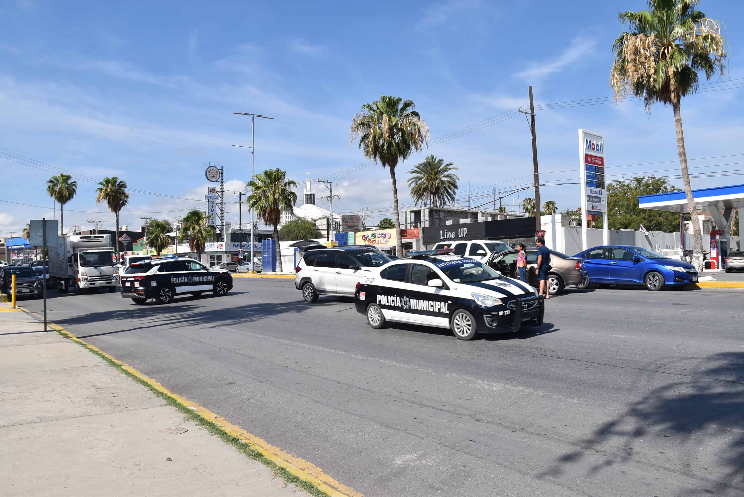 Accidente en Monclova: choque entre veh&iacute;culos en bulevar Harold R. Pape