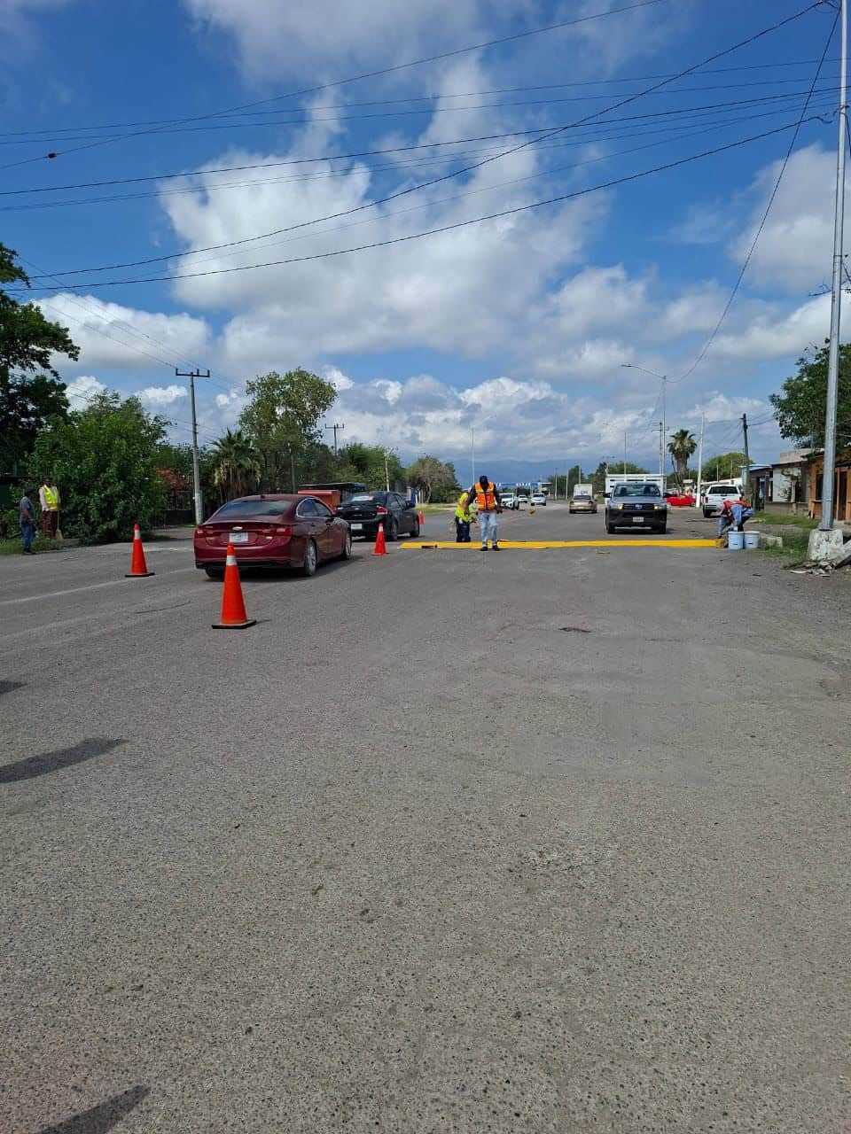 Direcci&oacute;n de Vialidad y Tr&aacute;nsito realiza trabajos de se&ntilde;alizaci&oacute;n en Pala&uacute;