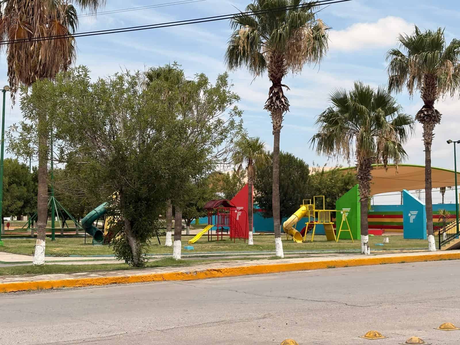 Protecci&oacute;n Civil Frontera inspecciona juegos infantiles tras accidente en Monclova