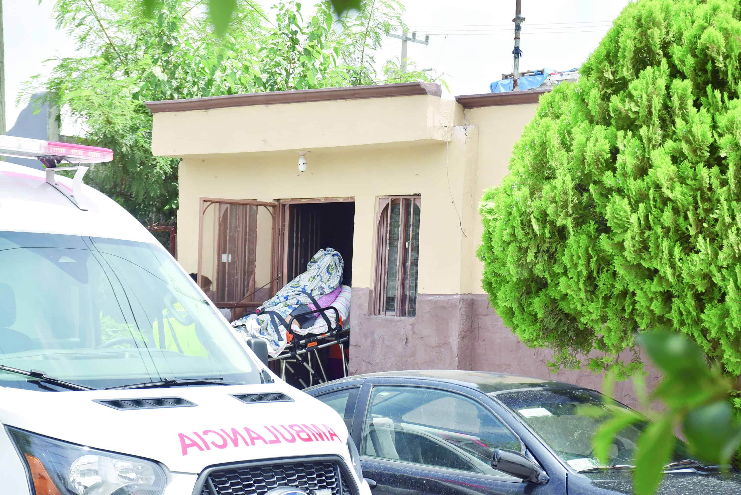 Mujer es atendida por quemaduras en Monclova tras accidente dom&eacute;stico