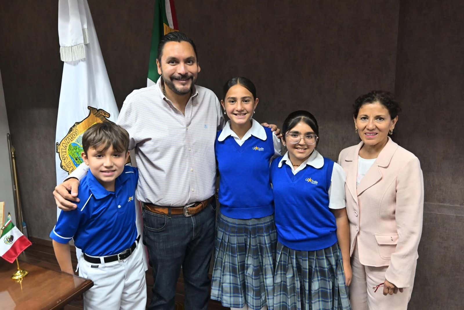Ayuntamiento de Monclova premia a 15 alumnos destacados en Olimpiada del Conocimiento 2026