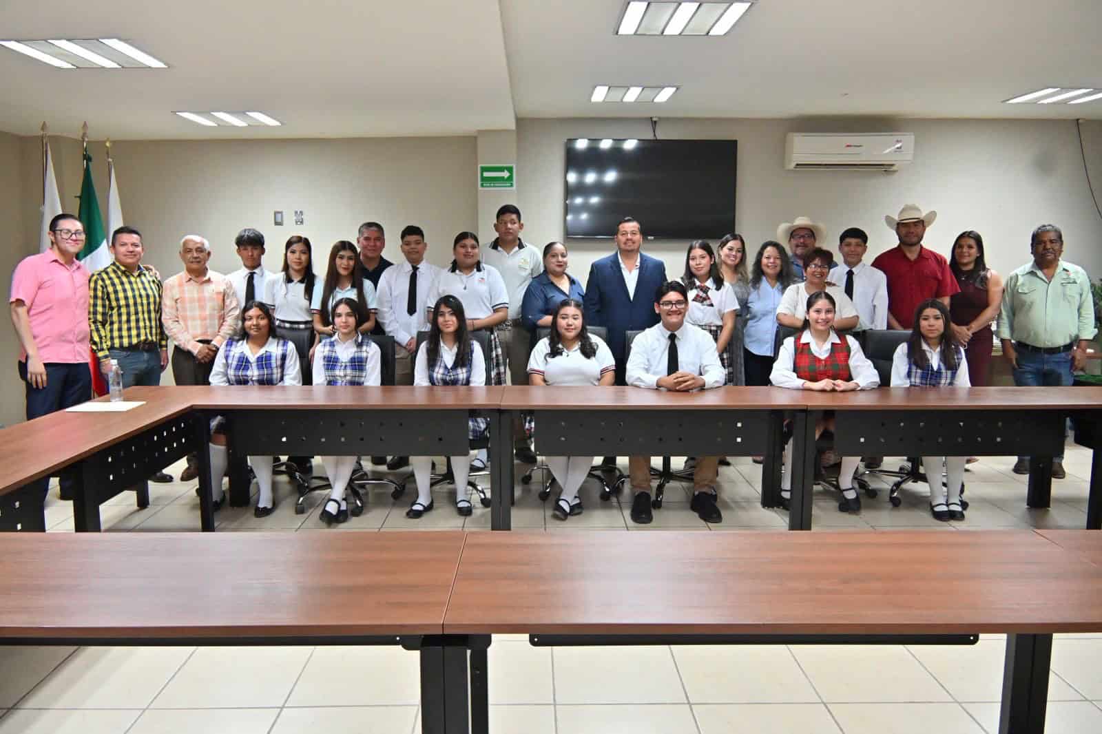 Jos&eacute; Joel Vielma Sandoval asume liderazgo en el Cabildo Juvenil 2026