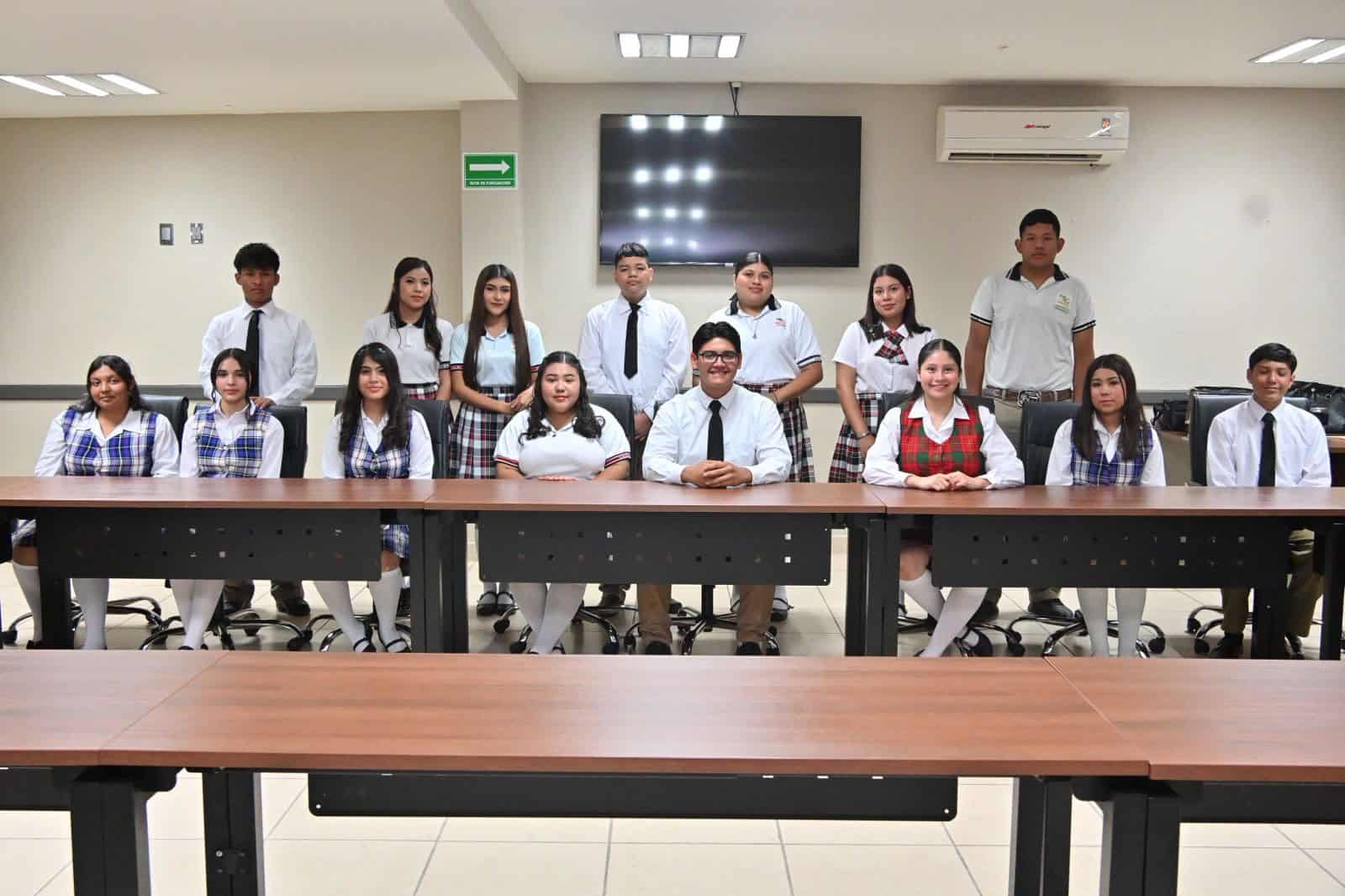 Jos&eacute; Joel Vielma Sandoval asume liderazgo en el Cabildo Juvenil 2026