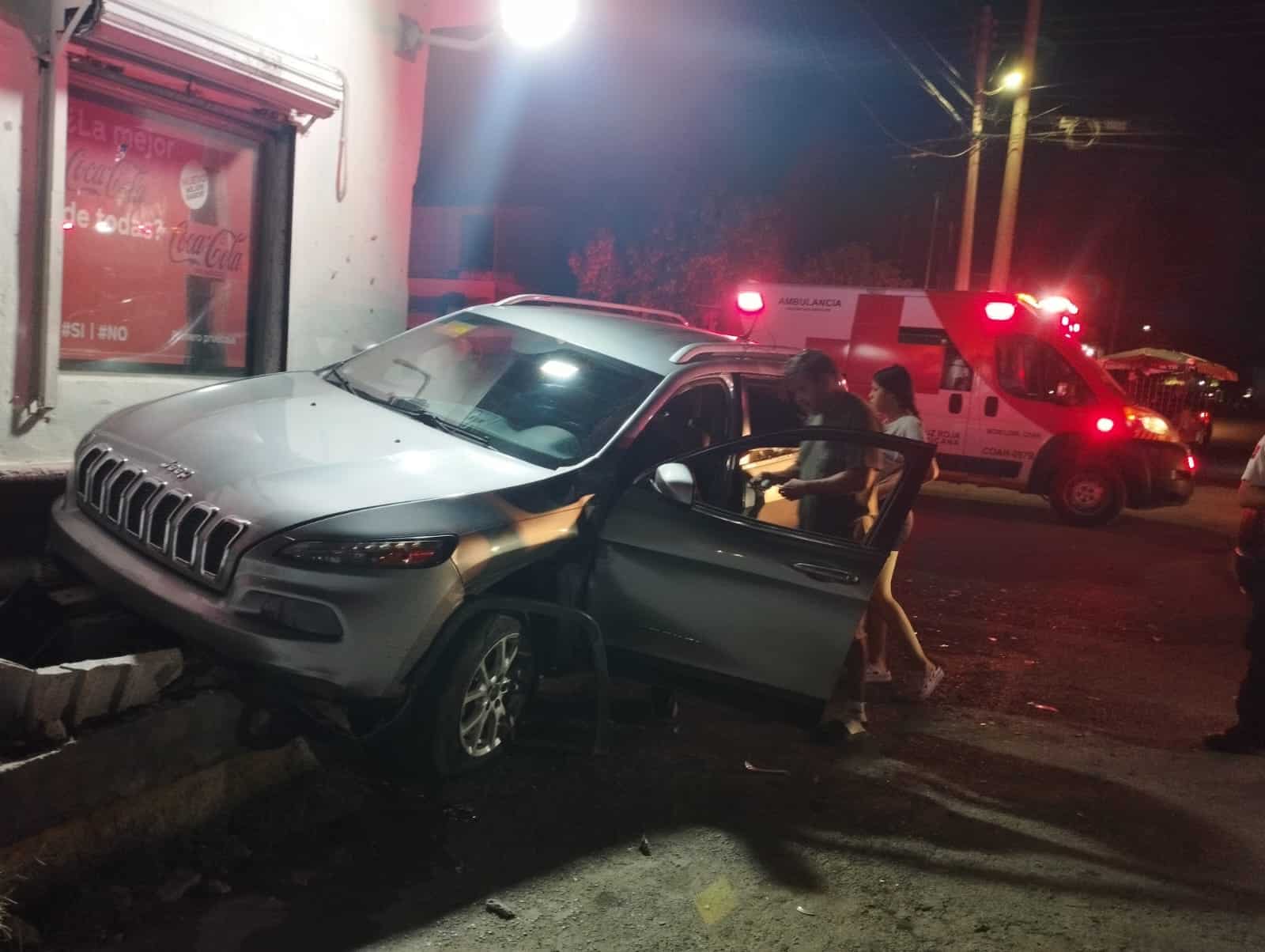 Accidente automovil&iacute;stico en Monclova: dos lesionados tras choque