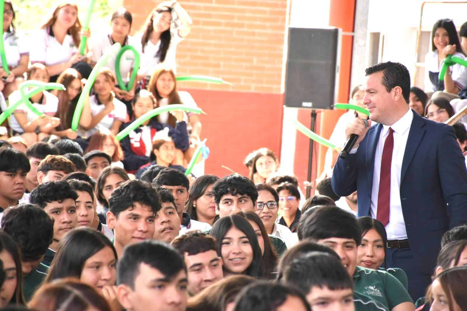 Juntos comunidad estudiantil y autoridad cuidamos a Coahuila