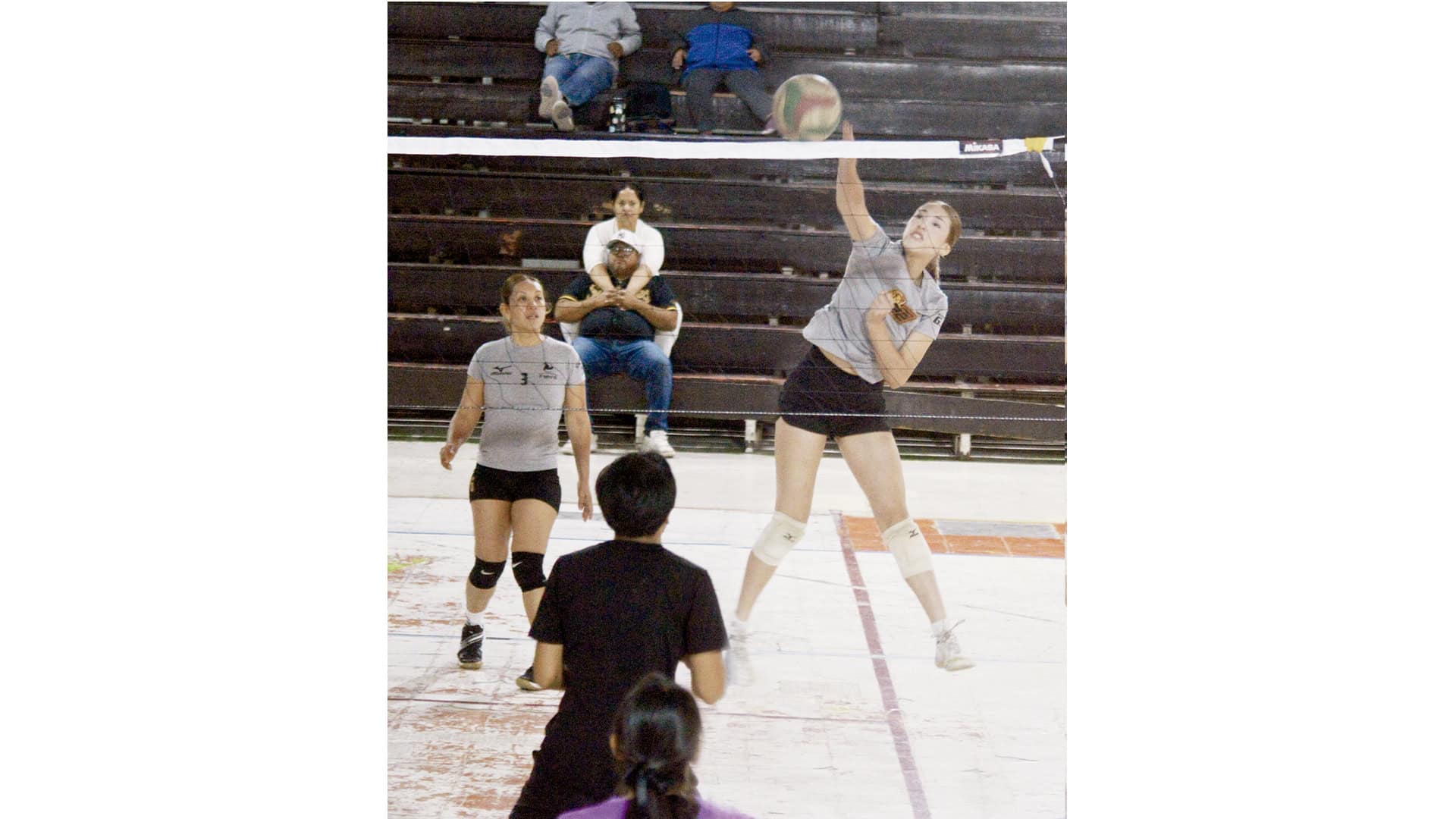 Demons vence a F&eacute;nix en emocionante tercer set: Liga de Voleibol Rangelitos