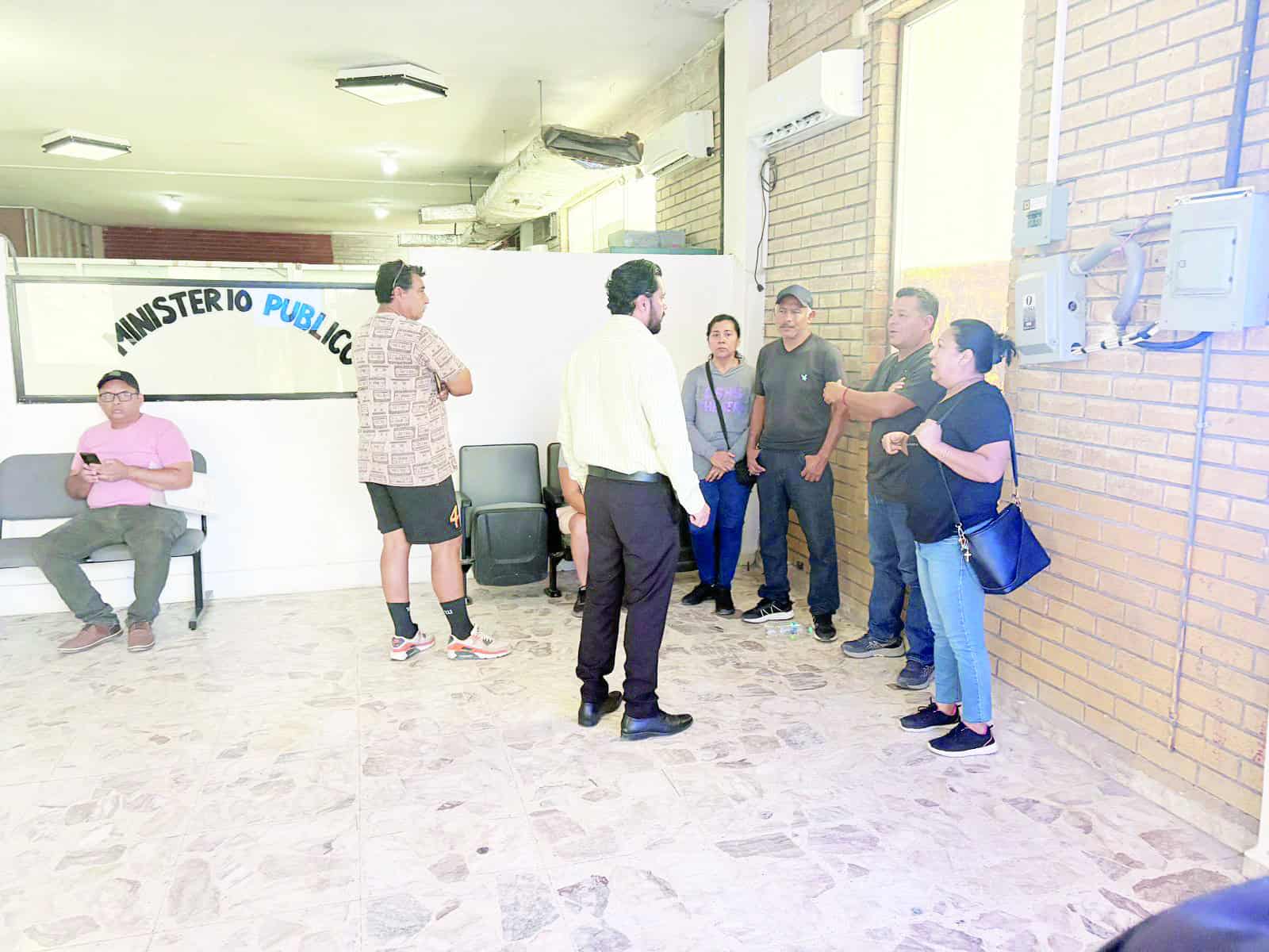 Denuncian a Mujer en Frontera por venta de mobiliario rentado