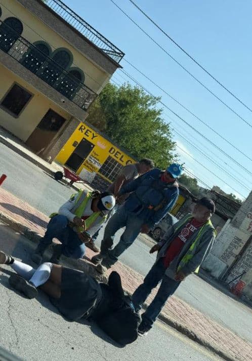 Estudiante lesionada tras accidente en Monclova: veh&iacute;culo huy&oacute; del lugar