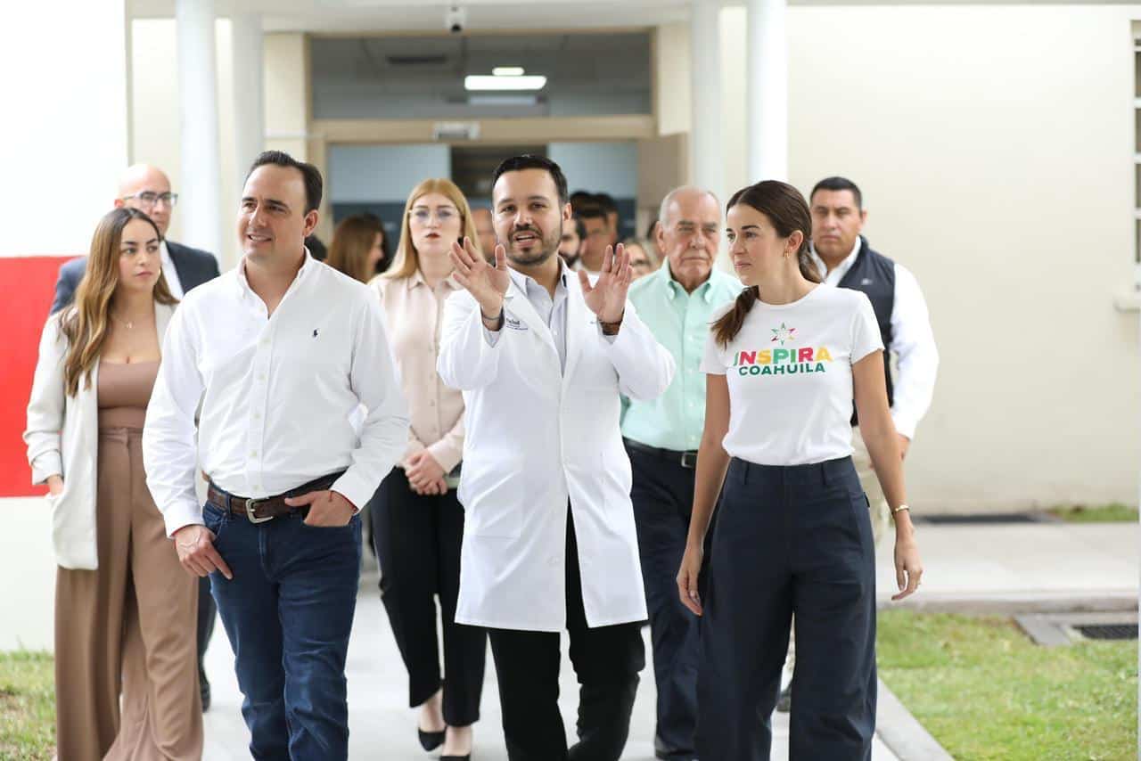 Manolo Jim&eacute;nez Salinas supervisa proyectos en Saltillo y regiones de Coahuila