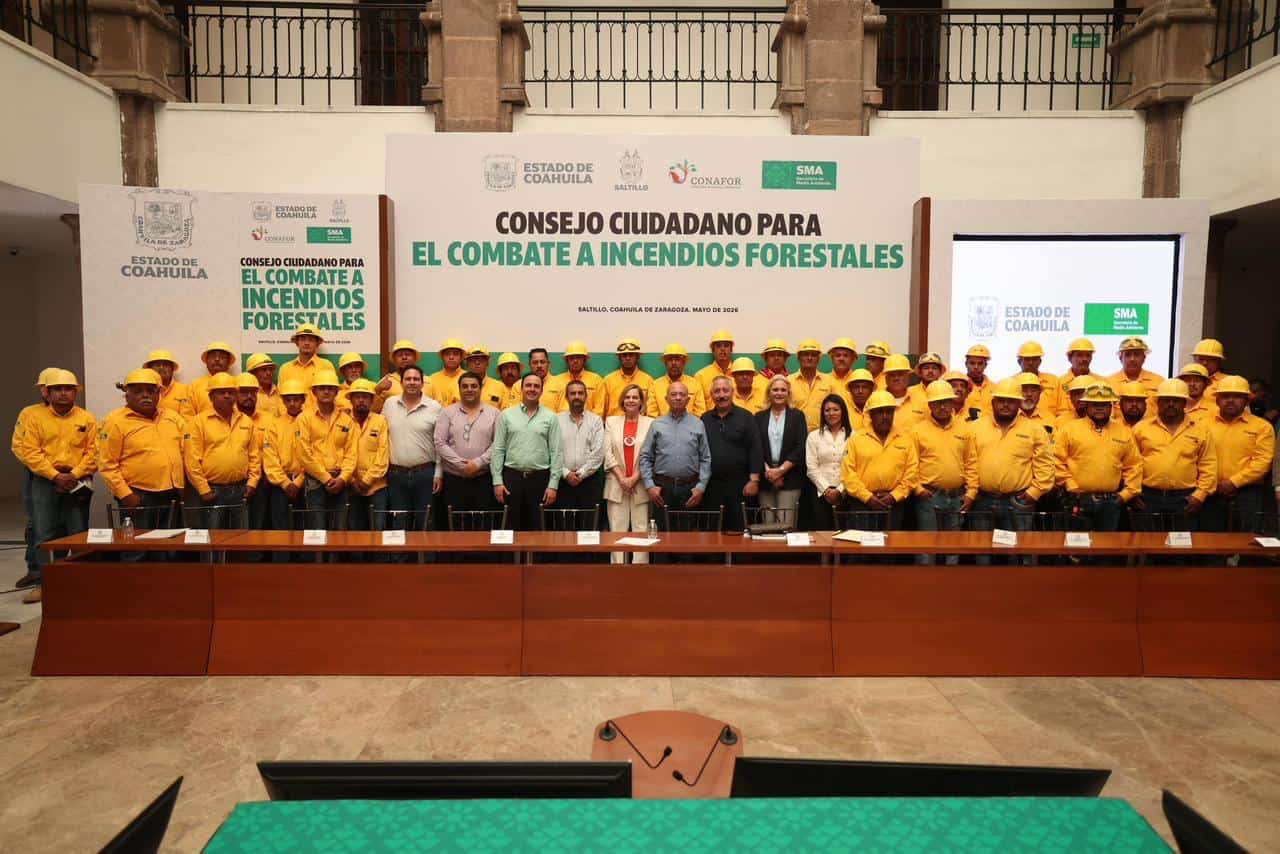 Manolo Jim&eacute;nez Salinas supervisa proyectos en Saltillo y regiones de Coahuila
