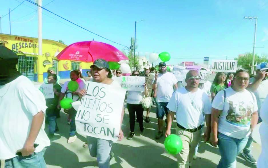 Brianda Arista encabeza marcha pac&iacute;fica en Sabinas por justicia