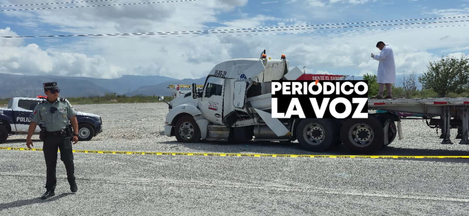 Muere trailero aplastado por rollo de acero