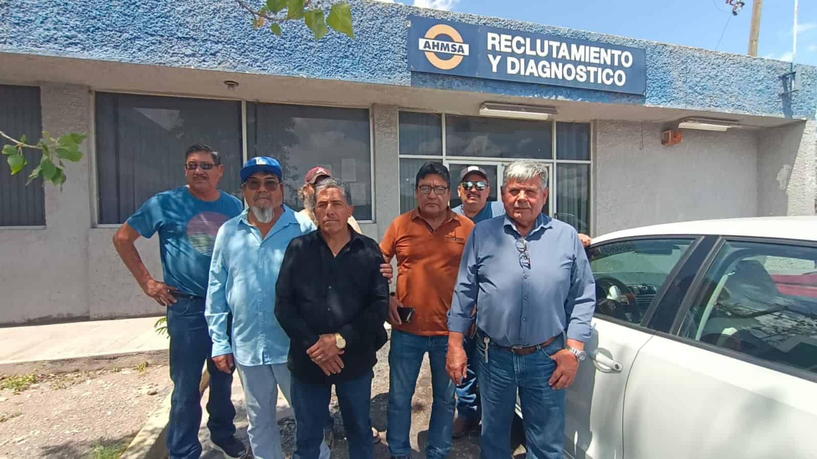 Trabajadores de AHMSA piden frenar salida de equipos en Monclova