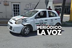 Se ‘avienta’ regia 2 choques en un día